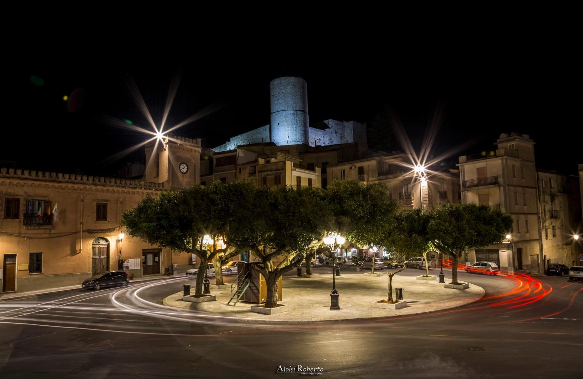 Holiday Home Castle Salemi - Casa Vacanze Екстериор снимка